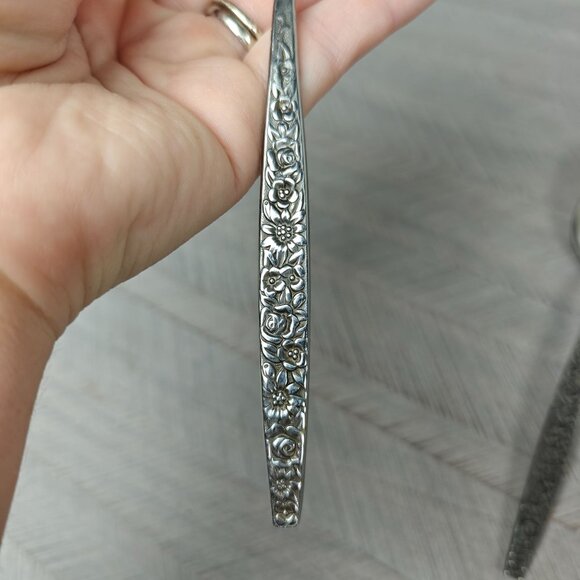 Vintage Rogers Dubonnet Flatware Lot of 31 pcs Floral Design Forks Knives Spoons - Picture 9 of 9